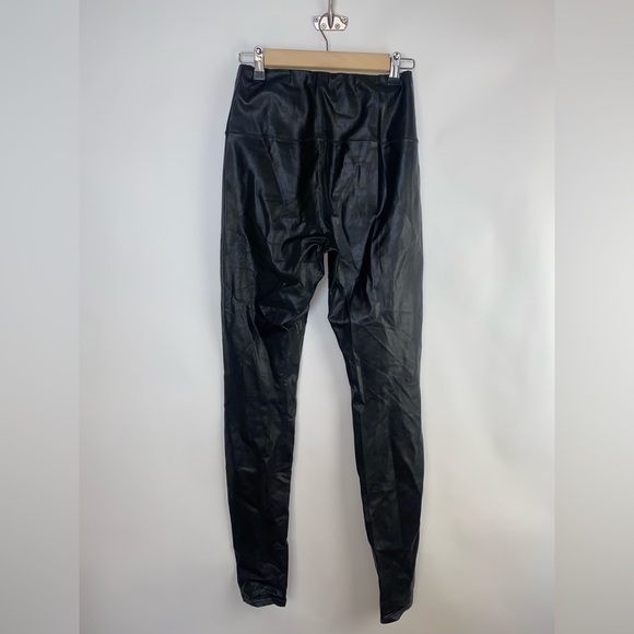 Wilfred | Daria Pant Vegan Leather Pant Medium - Picture 8 of 12